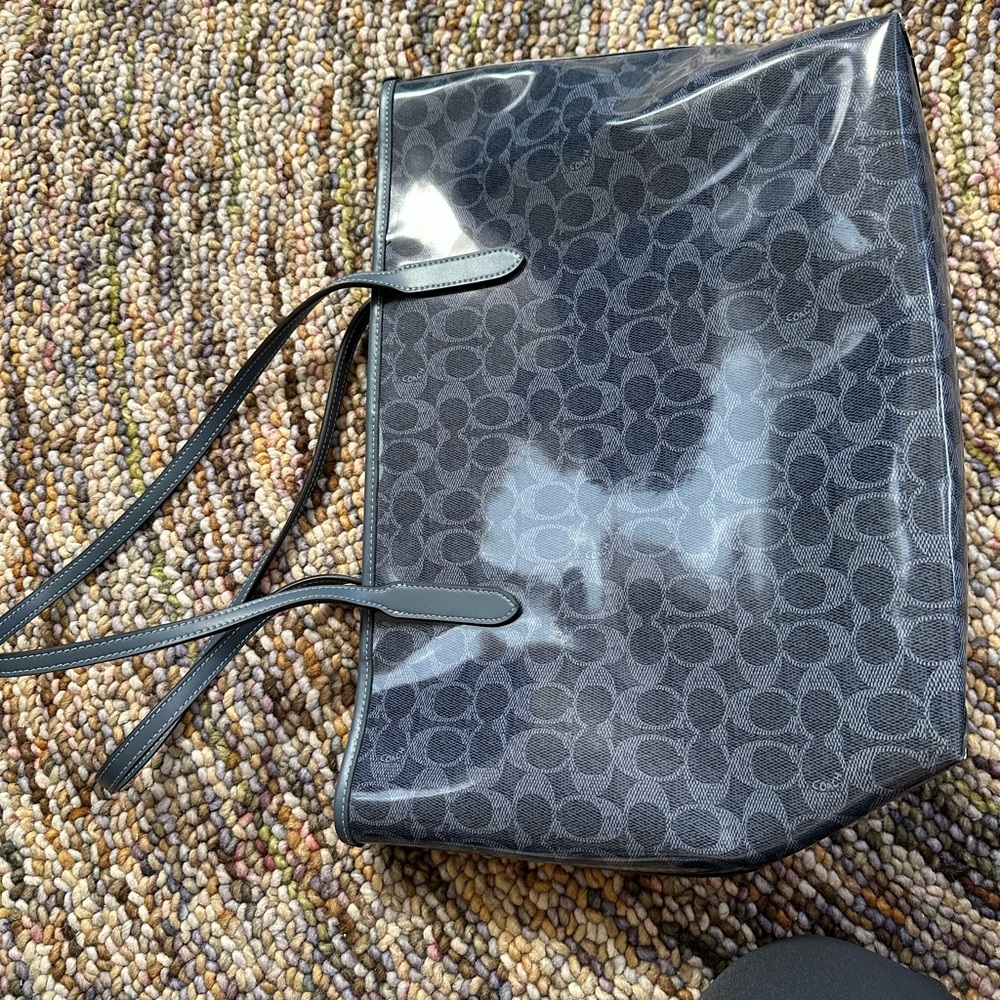 Like new Coach Navy Signature Tote Bag - Picture 5 of 7